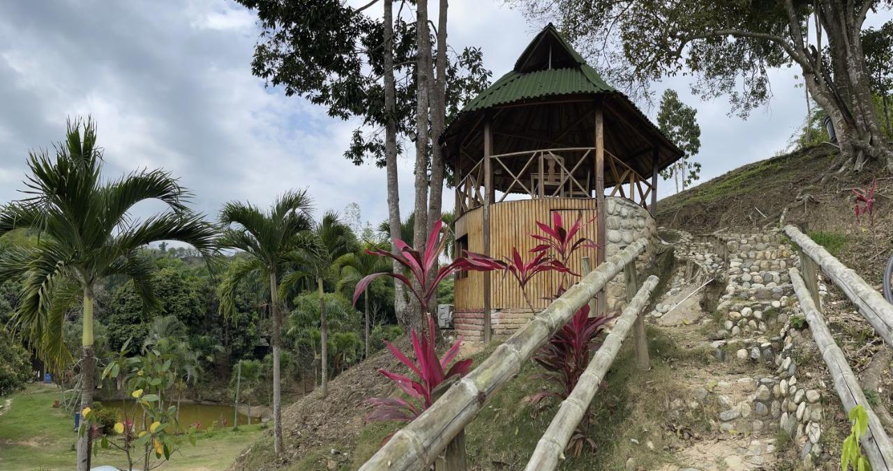 Ecohostal Palmares Del Rio Guachaca 외부 사진